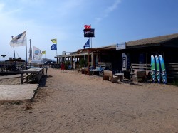 Le club nautique : jet ski, planche à voile, kite surf, paddle...