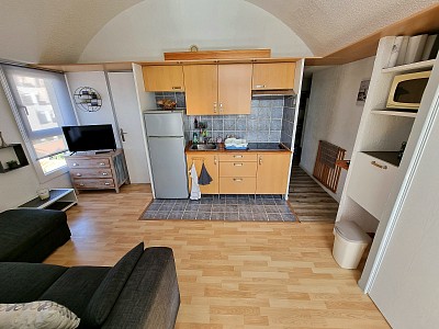 Cuisine équipée.